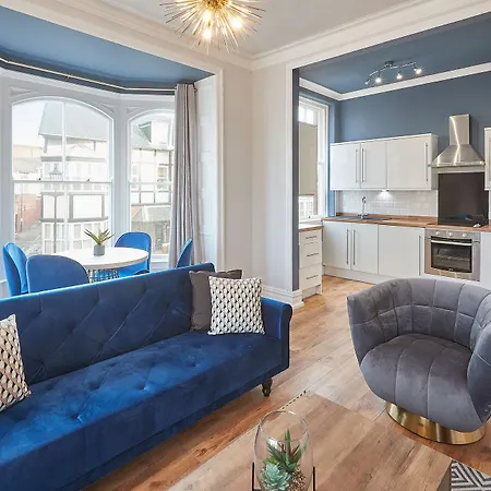 Host & - Ocean View Apartman *